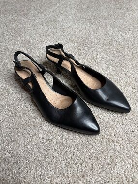 Clarks Keeply Lane Kitten Heel Pumps